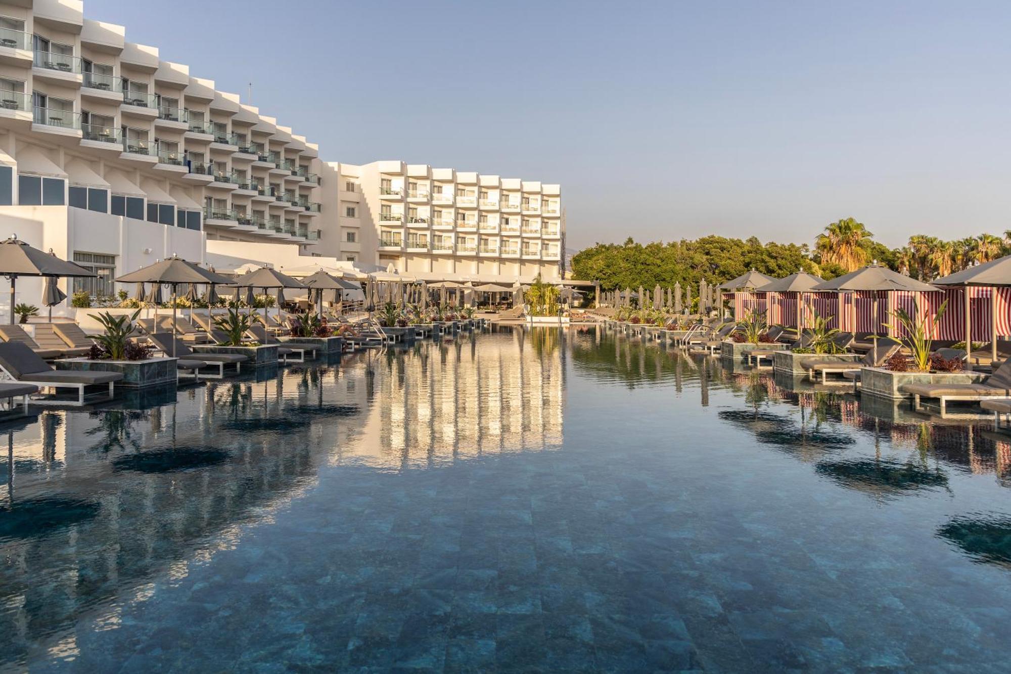 Cali Resort & Spa Designed For Adults By Louis Hotels 페이야 외부 사진