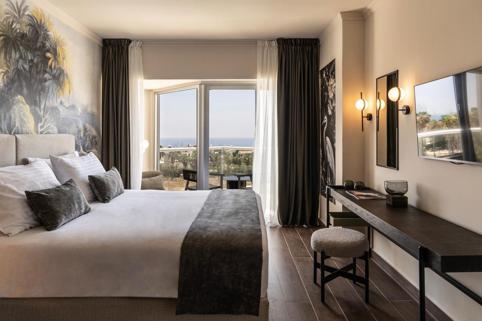 Cali Resort & Spa Designed For Adults By Louis Hotels 페이야 외부 사진